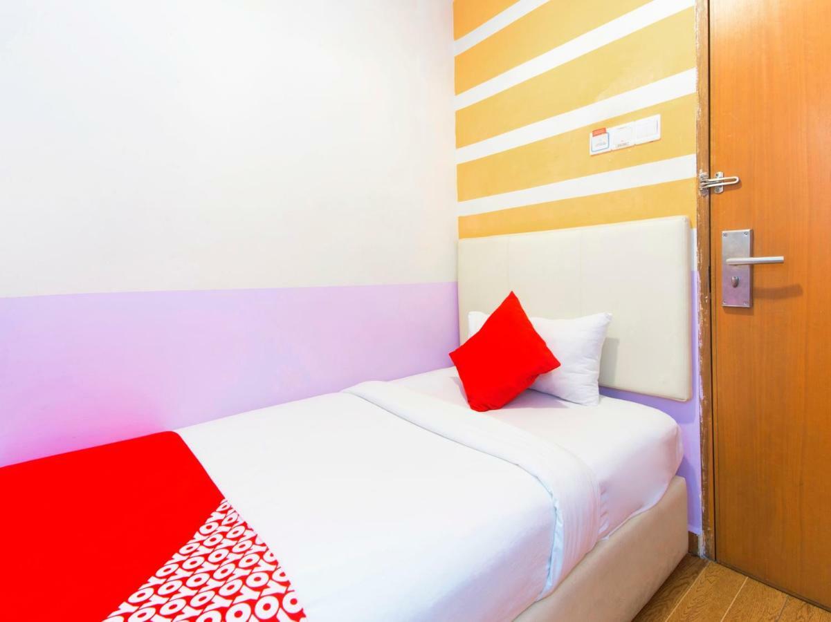 OYO 419 シティ ブティック ホテル【Sanitized Stay】 バンギ エクステリア 写真