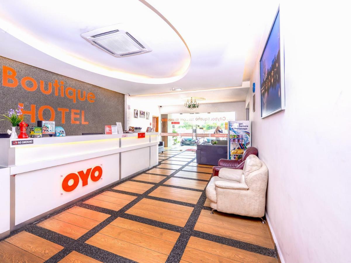 OYO 419 シティ ブティック ホテル【Sanitized Stay】 バンギ エクステリア 写真